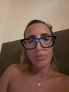 Snapshot of casalinga88 chatting on September 13, 2025, 11:16 pm casalinga88 online show from September 13, 2025, 11:16 pm