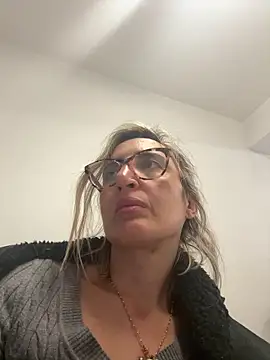 Snapshot of casalinga88 chatting on March 20, 2025, 4:42 pm casalinga88 online show from March 20, 2025, 4:42 pm