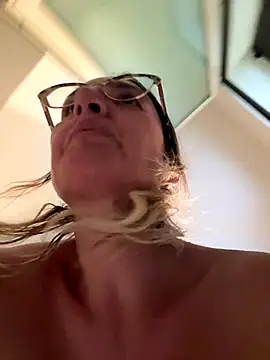 casalinga88 online show from December 5, 2025, 12:37 pm