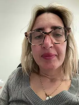 Snapshot of casalinga88 chatting on March 19, 2025, 3:29 pm casalinga88 online show from March 19, 2025, 3:29 pm