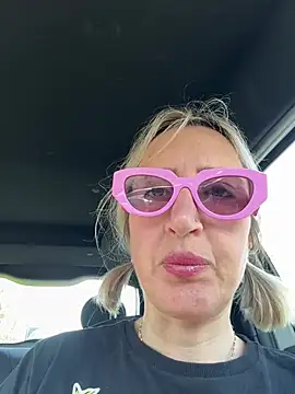 Snapshot of casalinga88 chatting on March 16, 2025, 11:49 am casalinga88 online show from March 16, 2025, 11:49 am