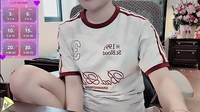 Snapshot of Berrysweet_68 chatting on March 14, 2026, 2:50 am Berrysweet 68 online show from March 14, 2026, 2:50 am