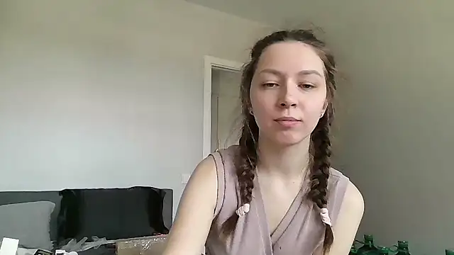 Snapshot of Adela_Vetta chatting on March 23, 2026, 10:15 am Adela Vetta online show from March 23, 2026, 10:15 am