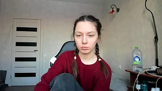 Snapshot of Adela_Vetta chatting on February 25, 2025, 2:04 pm Adela Vetta online show from February 25, 2025, 2:04 pm