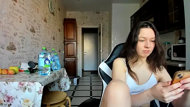 Snapshot of Adela_Vetta chatting on February 28, 2025, 8:31 am Adela Vetta online show from February 28, 2025, 8:31 am