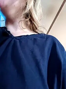 xWhoreAbleX Pika online show from March 8, 2025, 4:17 pm