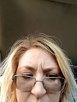 xWhoreAbleX Pika online show from March 10, 2025, 8:23 pm