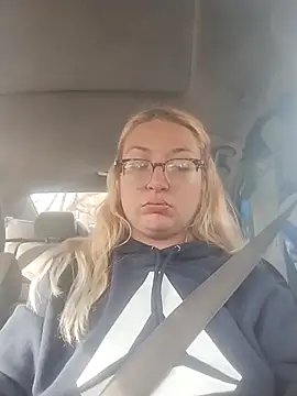 xWhoreAbleX Pika online show from March 16, 2026, 10:01 pm