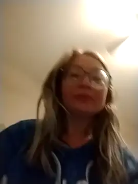 xWhoreAbleX Pika online show from November 3, 2025, 4:54 pm