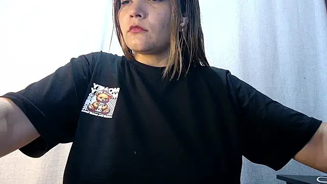 Snapshot of tara_rios chatting on April 21, 2026, 11:55 pm tara rios online show from April 21, 2026, 11:55 pm