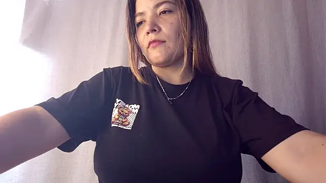 Snapshot of tara_rios chatting on April 4, 2026, 3:51 pm tara rios online show from April 4, 2026, 3:51 pm