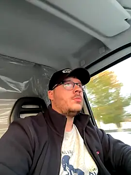 ionut9879 online show from October 23, 2025, 4:55 am