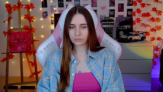 AliceCharmy online show from November 9, 2025, 7:56 am