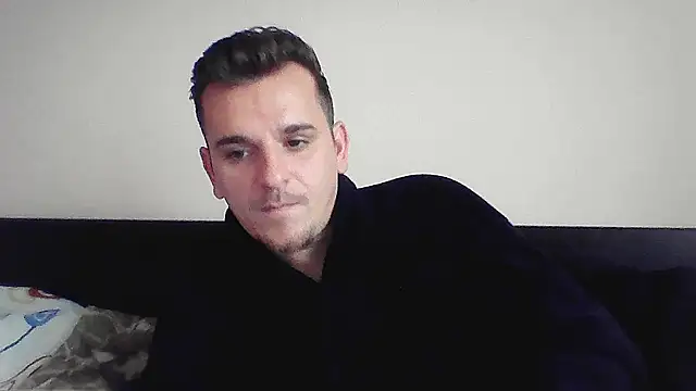 Snapshot of Huge_cock22cm chatting on October 8, 2025, 10:39 am Huge cock22cm online show from October 8, 2025, 10:39 am