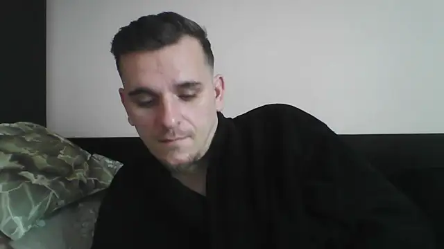 Snapshot of Huge_cock22cm chatting on February 27, 2025, 10:22 am Huge cock22cm online show from February 27, 2025, 10:22 am