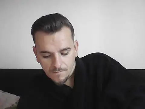 Snapshot of Huge_cock22cm chatting on September 27, 2025, 5:02 am Huge cock22cm online show from September 27, 2025, 5:02 am
