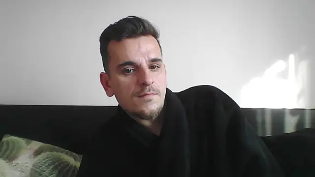 Snapshot of Huge_cock22cm chatting on March 10, 2025, 1:43 pm Huge cock22cm online show from March 10, 2025, 1:43 pm