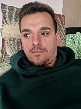 Huge cock22cm online show from December 21, 2025, 11:01 am