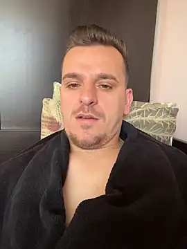 Huge cock22cm online show from May 30, 2026, 7:47 am