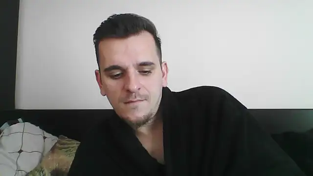 Snapshot of Huge_cock22cm chatting on March 18, 2025, 8:28 am Huge cock22cm online show from March 18, 2025, 8:28 am