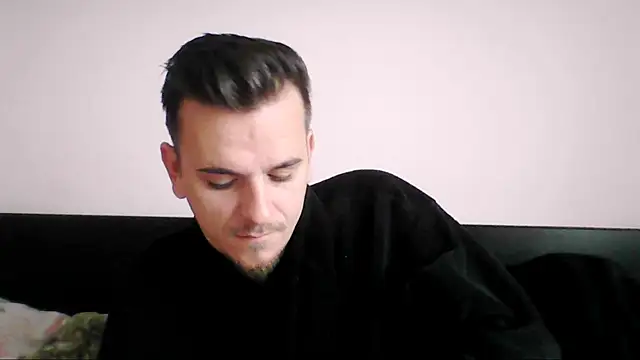 Snapshot of Huge_cock22cm chatting on September 30, 2025, 7:25 am Huge cock22cm online show from September 30, 2025, 7:25 am