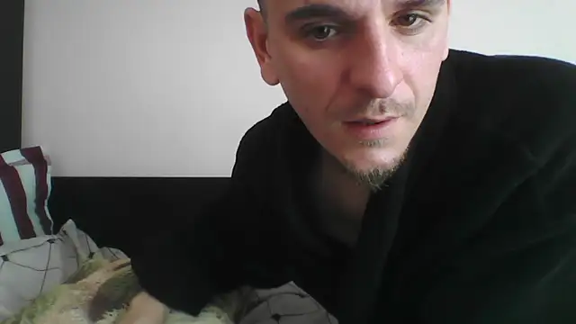 Snapshot of Huge_cock22cm chatting on March 22, 2025, 10:39 am Huge cock22cm online show from March 22, 2025, 10:39 am