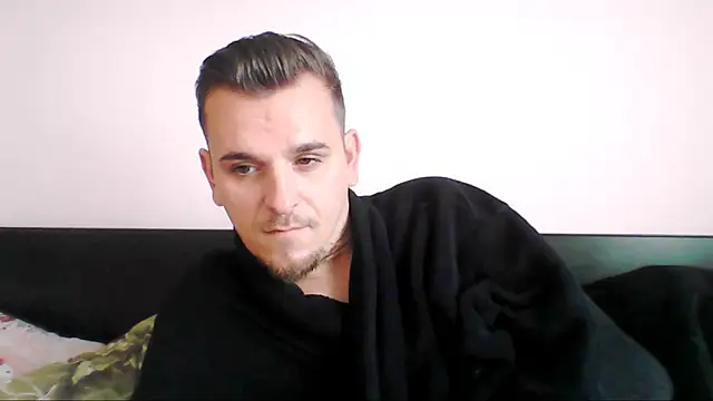 Snapshot of Huge_cock22cm chatting on September 29, 2025, 7:59 am Huge cock22cm online show from September 29, 2025, 7:59 am