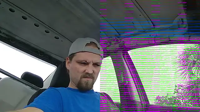 Snapshot of VitaminDrewFl chatting on January 14, 2026, 7:28 pm VitaminDrewFl online show from January 14, 2026, 7:28 pm