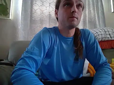 Snapshot of VitaminDrewFl chatting on February 23, 2026, 5:02 pm VitaminDrewFl online show from February 23, 2026, 5:02 pm