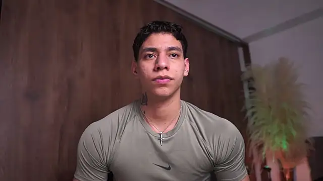 Snapshot of Josep_Davies chatting on April 15, 2026, 1:11 am Josep Davies online show from April 15, 2026, 1:11 am