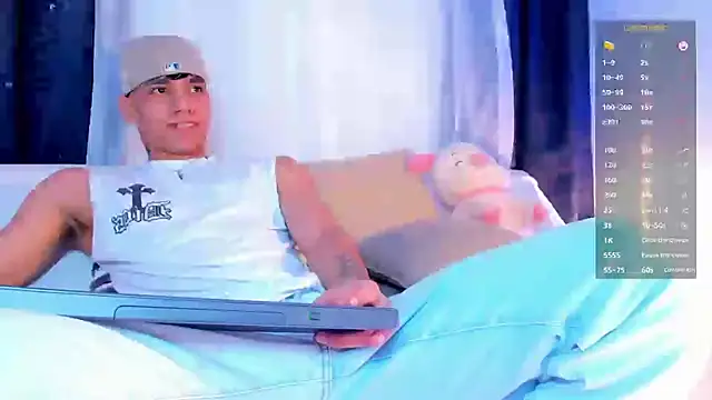 Snapshot of Josep_Davies chatting on March 16, 2025, 4:41 am Josep Davies online show from March 16, 2025, 4:41 am