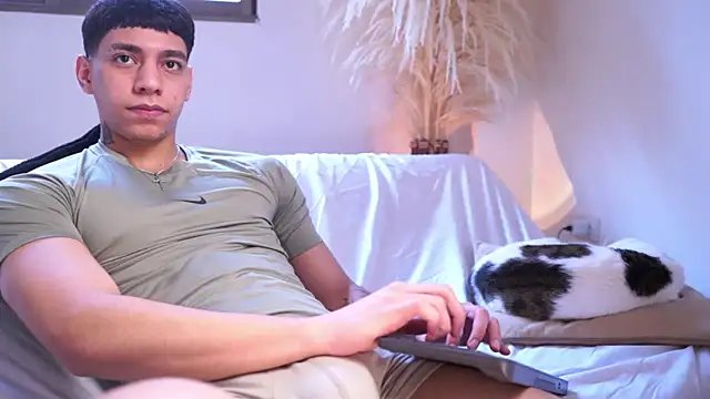 Snapshot of Josep_Davies chatting on March 8, 2026, 2:09 pm Josep Davies online show from March 8, 2026, 2:09 pm