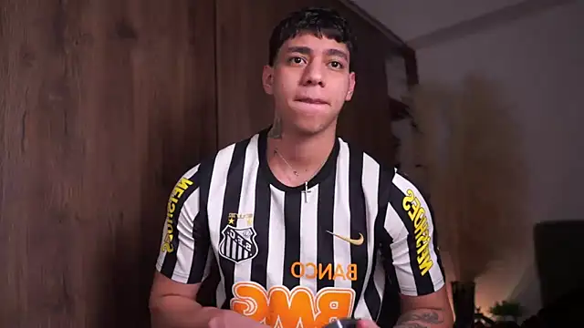 Snapshot of Josep_Davies chatting on April 5, 2026, 11:00 pm Josep Davies online show from April 5, 2026, 11:00 pm