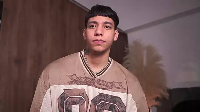 Snapshot of Josep_Davies chatting on March 16, 2026, 2:19 am Josep Davies online show from March 16, 2026, 2:19 am