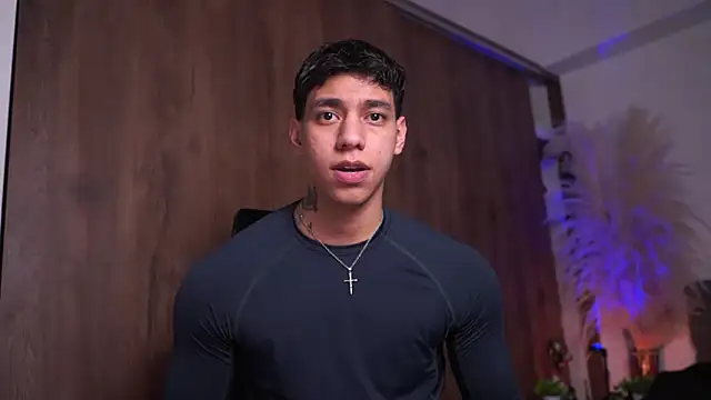 Snapshot of Josep_Davies chatting on April 16, 2026, 12:11 am Josep Davies online show from April 16, 2026, 12:11 am