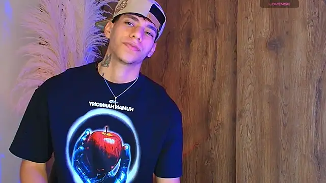 Snapshot of Josep_Davies chatting on September 23, 2025, 10:28 pm Josep Davies online show from September 23, 2025, 10:28 pm