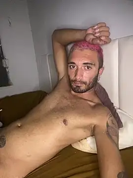 Novinhosputos69 online show from March 12, 2026, 6:17 am