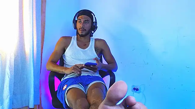 DanteSantoro online show from January 7, 2026, 7:52 pm