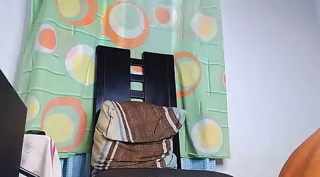 DanteSantoro online show from February 5, 2025, 1:11 pm