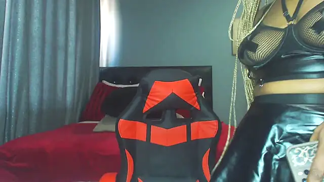 Fiercefoxxy online show from November 21, 2025, 7:07 am