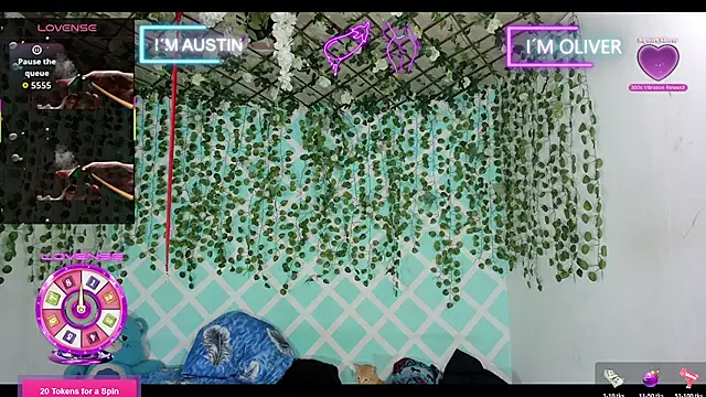 oliverhot2005 online show from November 27, 2025, 5:24 pm