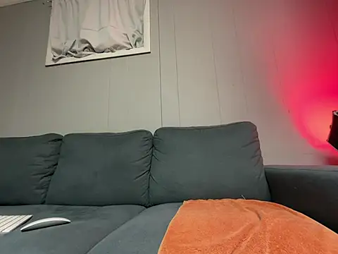 mouser21212 online show from February 24, 2025, 7:33 am