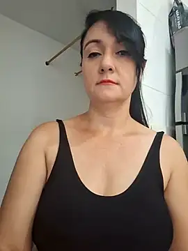 Snapshot of taalia chatting on February 4, 2025, 8:38 pm taalia online show from February 4, 2025, 8:38 pm