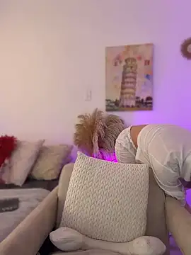 Snapshot of Ashleyjenner_ chatting on April 9, 2026, 2:45 pm Ashleyjenner online show from April 9, 2026, 2:45 pm