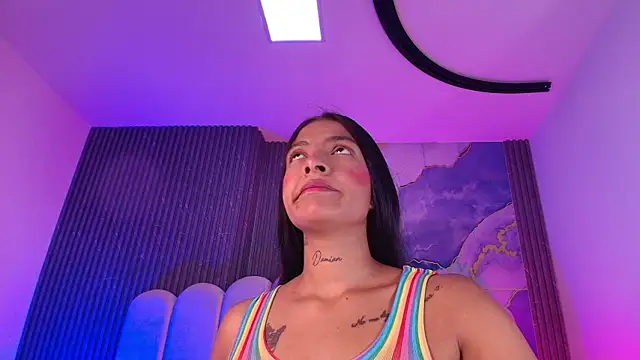 Snapshot of hot_dione chatting on May 23, 2026, 7:24 pm hot dione online show from May 23, 2026, 7:24 pm