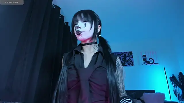 Snapshot of satanbabee chatting on April 11, 2026, 12:07 am satanbabee online show from April 11, 2026, 12:07 am