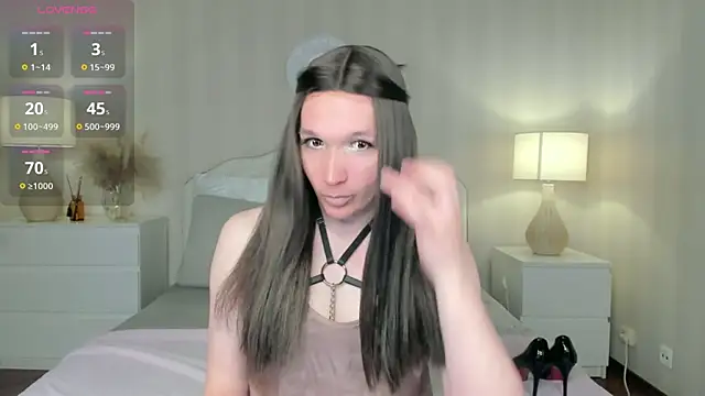 valeriasecret online show from May 11, 2026, 2:45 pm