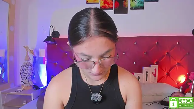Ruth harvey  online show from May 12, 2026, 1:50 pm