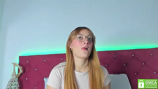 Ruth harvey  online show from March 6, 2025, 11:58 am