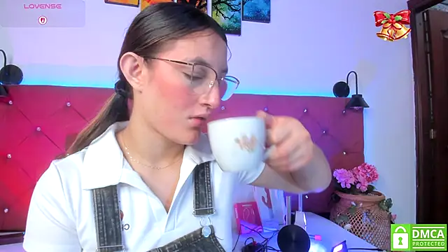 Ruth harvey  online show from December 17, 2025, 1:27 pm